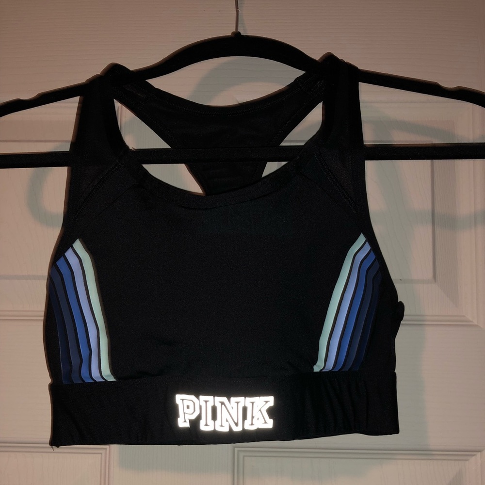 Victoria’s Secret Pink sports bra